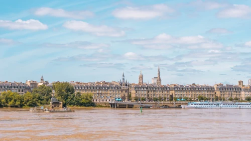 Pont de Pierre in Bordeaux, France