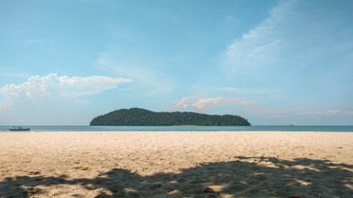 Pantai Tengah Beach in Langkawi