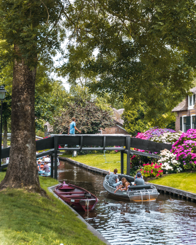 Giethoorn - Little Venice of the Netherlands
